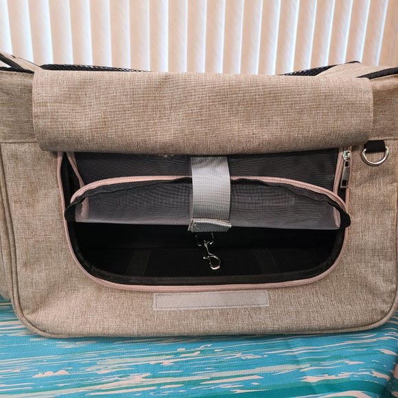 Tarovvoo Pet Carrier Sling for Medium Dogs, Small Dogs, and Large Cats Khaki - Picture 3 of 15